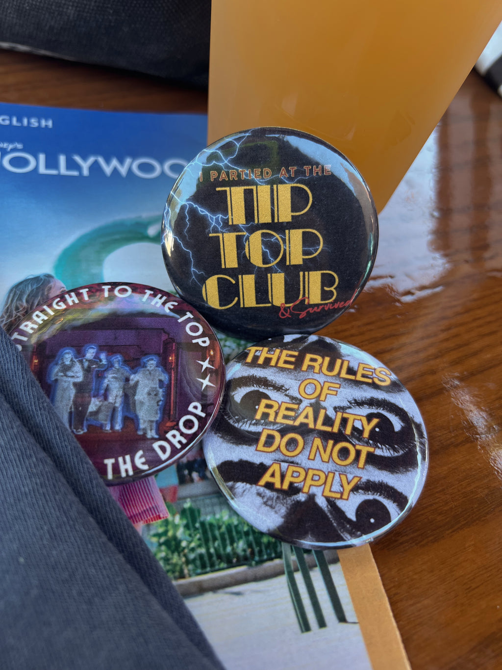 Twilight zone Button Pack